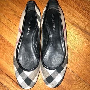 Burberry Flats